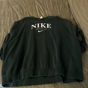 nike oversized sweatshirt